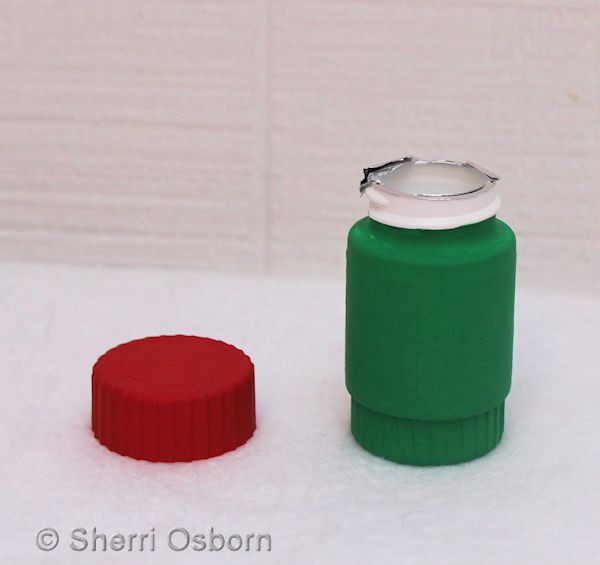 15 Uses for Empty Pill Bottles Around the House, DIY Projects