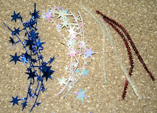 Cut the star garland and chenille stems