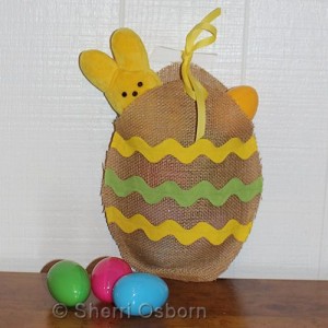 Burlap Easter Egg Craft – About Family Crafts