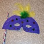 Paper Plate Mardi Gras Mask 150